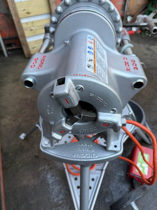 RIDGID 300 Pipe Threader Machine, Ridgid Carriage & Tripod   Great Shape