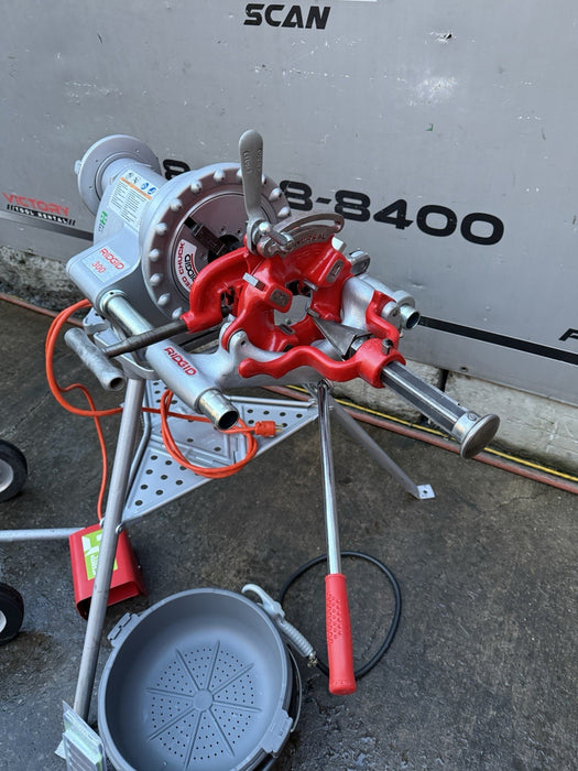 RIDGID 300 T2 Pipe Threader Machine, Carriage & Tristand   Great Shape
