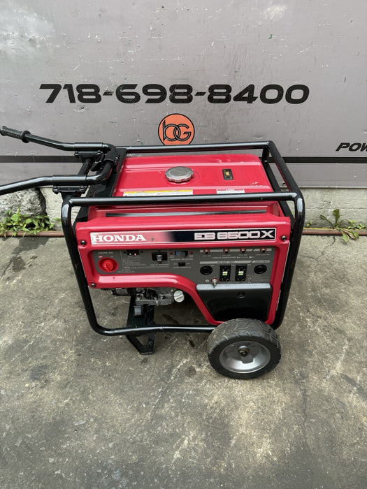 Honda EB6500X 6,500 Watt 120/240V Gas Industrial Portable Gas Generator