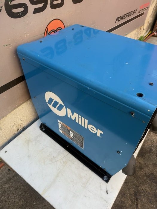 Miller Pipepro 300 FieldPro Welder 230/460/575 Volts 1/3 Phase (907489)  et7