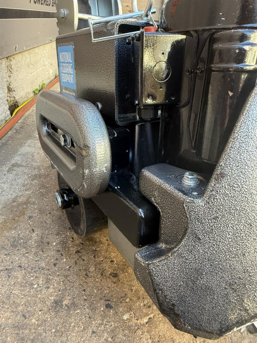 National Flooring Equipment Self-Propelled Floor Tile Scraper Model 6280HD et435