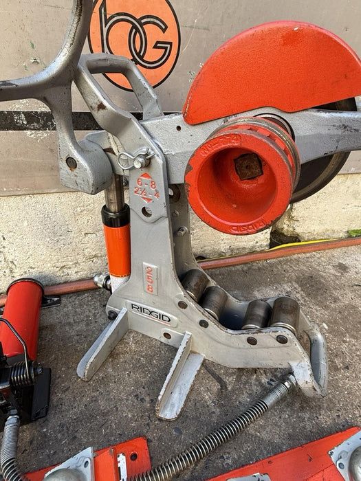 Ridgid 258 Hydraulic Pipe Cutter with Pump and Roller. Works Fine Tested💥