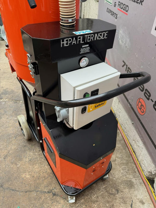 2021 Husqvarna T8600 480V Hepa Dust Extractor Dust Coillector Vacuum 3HRS