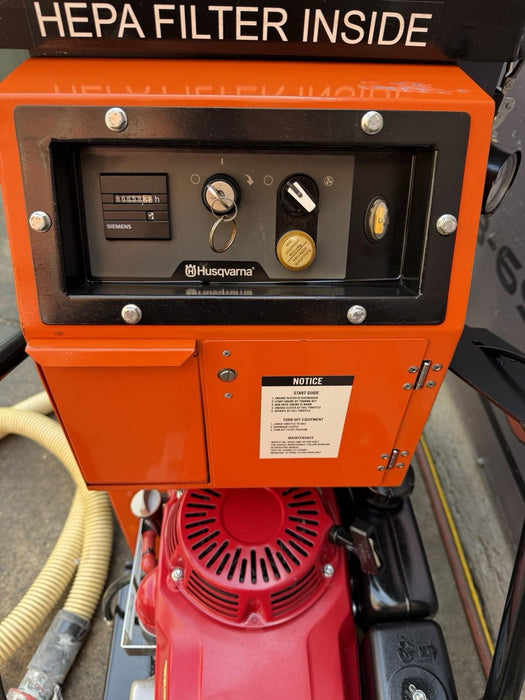 2023 Husqvarna T4000P Dust Soff Cut Extractor Collector Vacuum Honda 56 HRS MINT