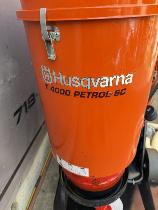 2023 Husqvarna T4000P Dust Soff Cut Extractor Collector Vacuum Honda 56 HRS MINT