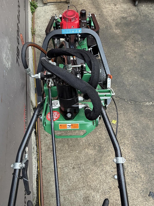 Billy Goat Hole Post Auger Self Propelled 390cc Honda GXV 2019 4 HRS Mint Shape