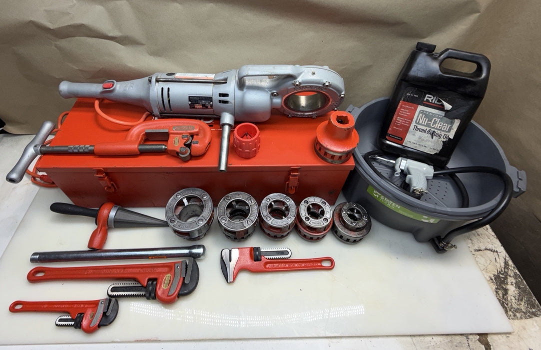 RIDGID 700 PIPE THREADER, 1/2"- 2" 12R DIE SET, REAMER, CUTTER, BOX, REFURBISHED et2