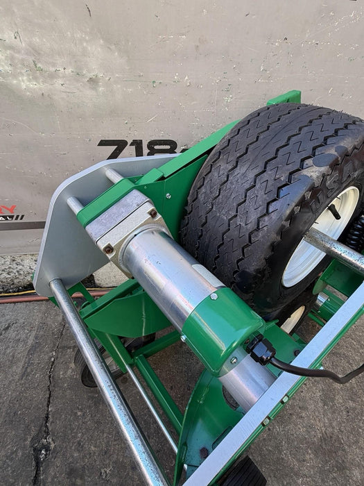 Greenlee 6810 Ultra Cable Feeder Tugger Cable Puller 6805 UT10 UT8 *GREAT SHAPE*
