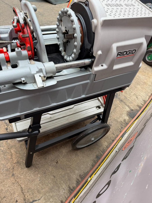 RIDGID 535 PIPE THREADER V3 1/2"-2" THREADING MACHINE  811A DIE