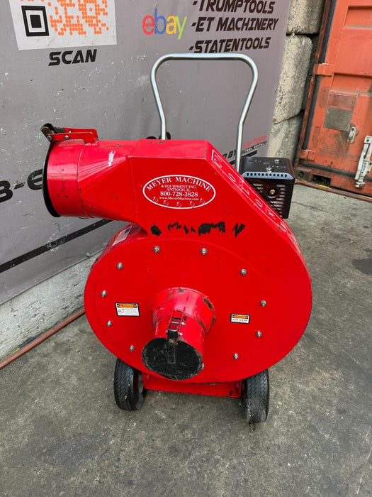 Meyer Versa Vac Insulation Vacuum 14HP Kohler Motor Works Great GRJ400 colonial