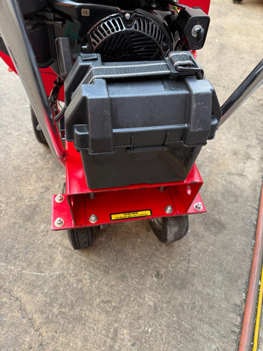 Meyer Versa Vac Insulation Vacuum 14HP Kohler Motor Works Great GRJ400 colonial