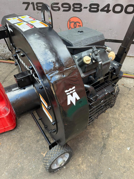 Meyer Versa Vac Insulation Vacuum 19HP Kohler Motor Works Great !