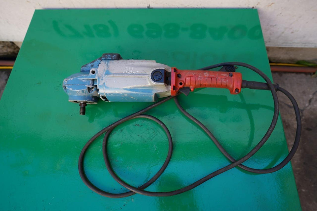 Milwaukee Right Angle Grinder 120 volts Works Fine