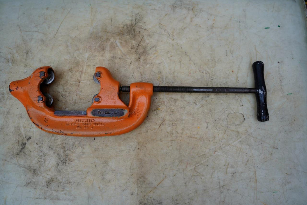 Ridgid Pipe Cutters 44S  2 1/2 to 4 inches Works Fine #12