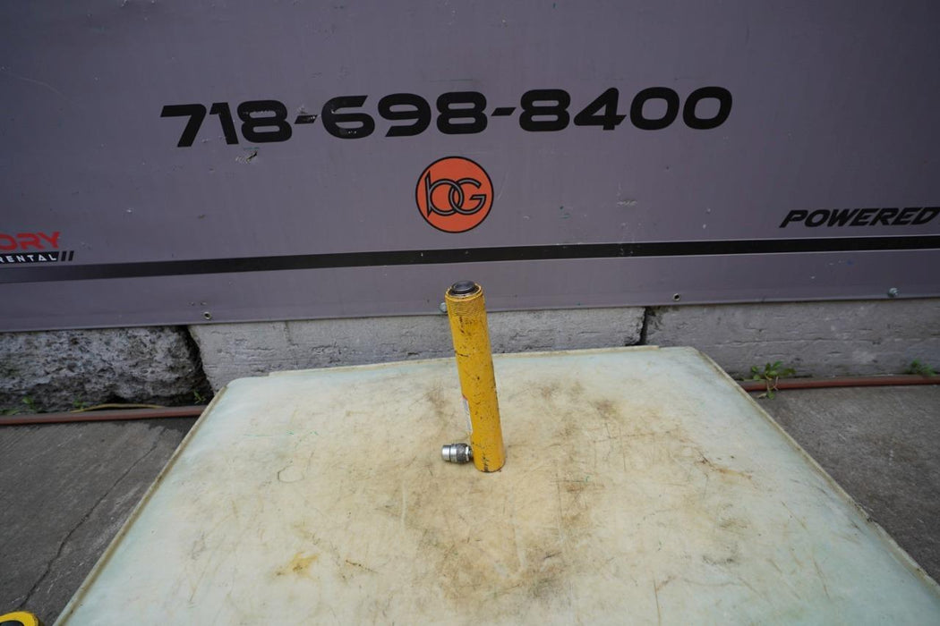 Enerpac 10 Ton 10 inch Stroke Hydraulic Cylinder model R1010 Great Shape