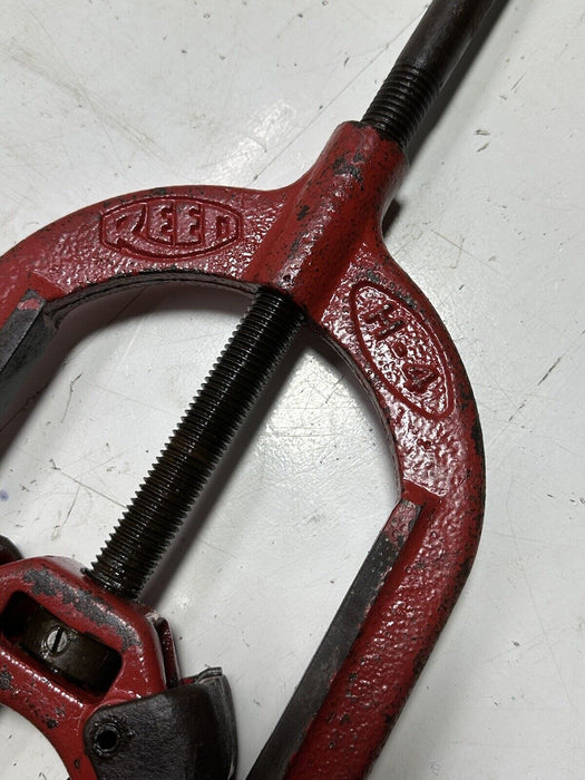 REED H4 2" - 4" Four Wheel Hinged Pipe Cutter  #1