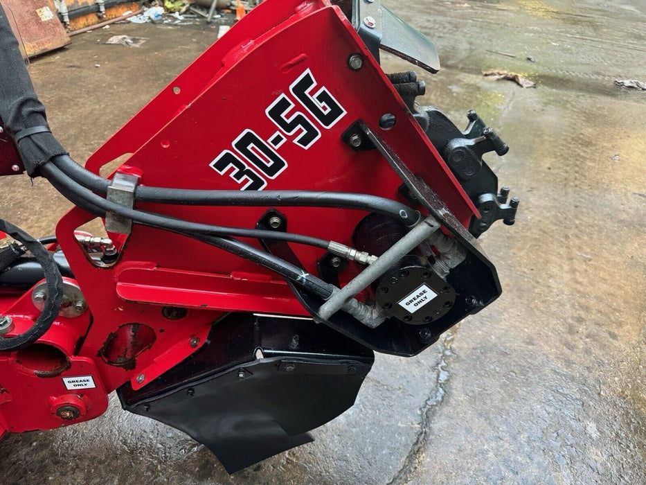 2018 Barreto 30SG Tracked Stump Grinder - Briggs Vanguard 31HP ! Video ! et3