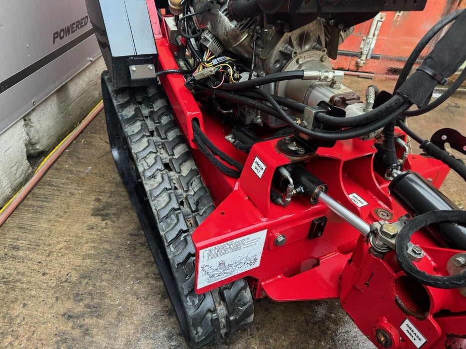 2018 Barreto 30SG Tracked Stump Grinder - Briggs Vanguard 31HP ! Video ! et3