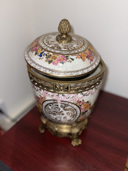 MAITLAND SMITH URN/JAR/VASE WITH FLORAL DESIGN AND STAND